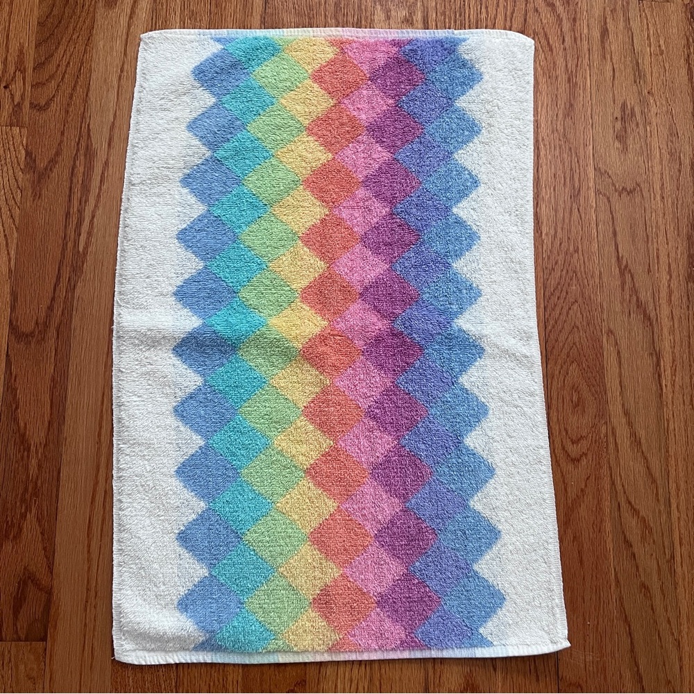 Vintage Rainbow Diamond Pattern Hand Towel St. Mary’s Fieldcrest Cotton